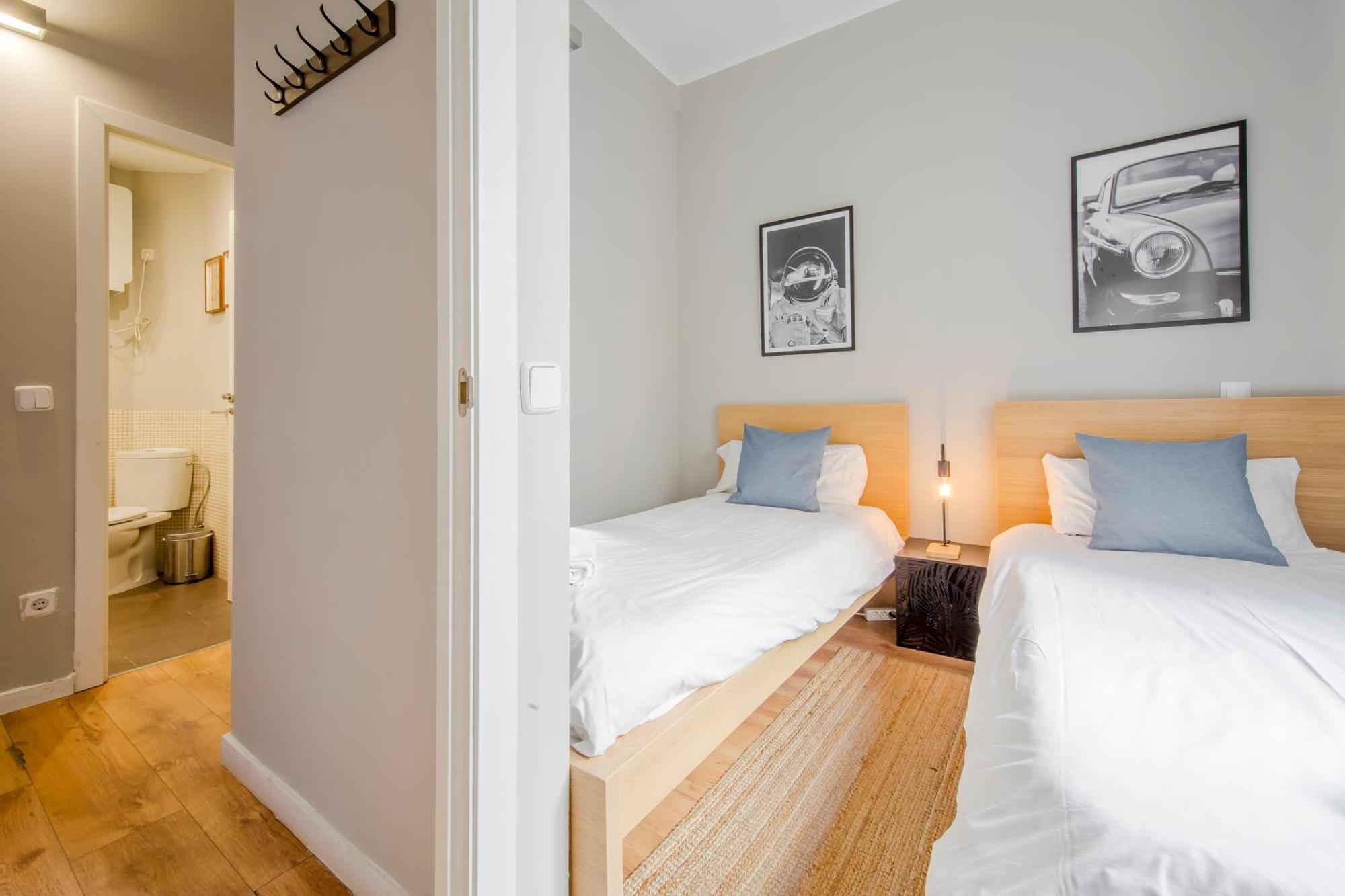 Excelente Piso De 3 Habitaciones En La Latina-Centro, Madrid