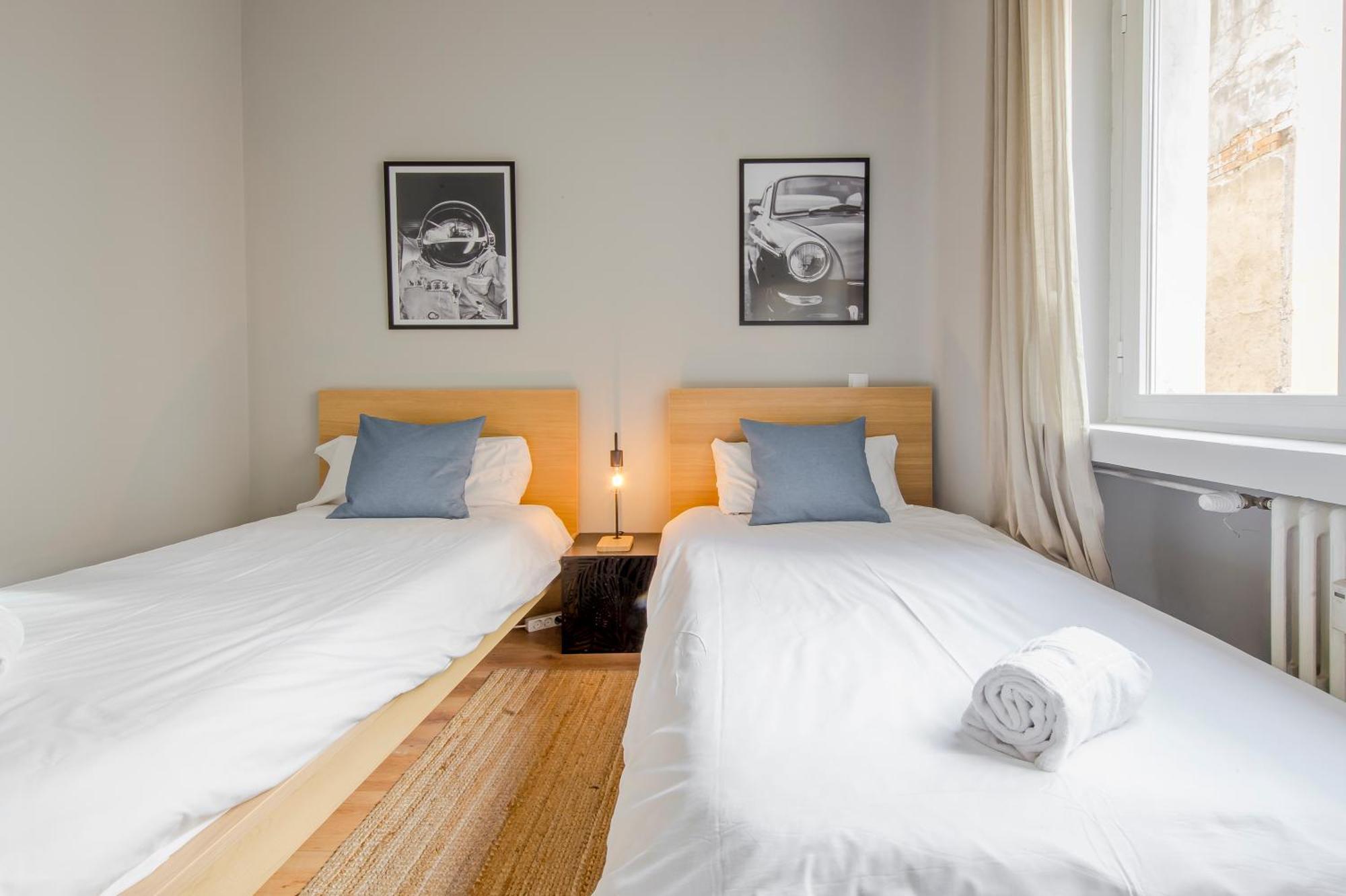 Excelente Piso De 3 Habitaciones En La Latina-Centro — Photos 1